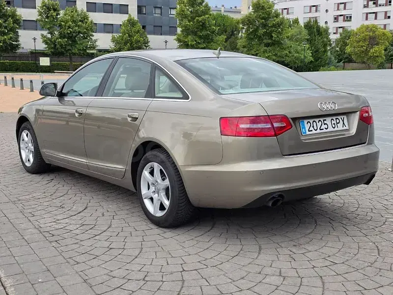 Usado Audi A6 170 CV (125 kW) 2009 Beige Berlina
