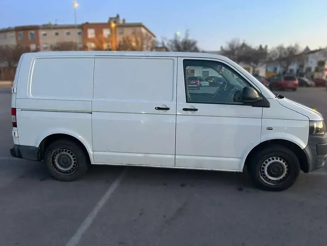 Usado VW T5 140 CV (102 kW) 2011 Blanco Van