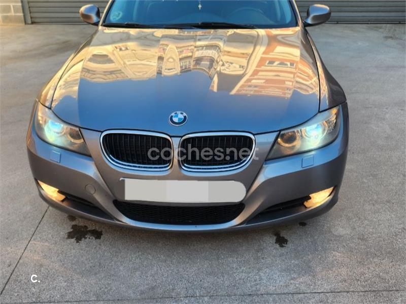 Gris / plata Usado 2011 BMW 320 Efficient Dynamics Berlina | 9500 € (Precio justo) - Imagen 1/4