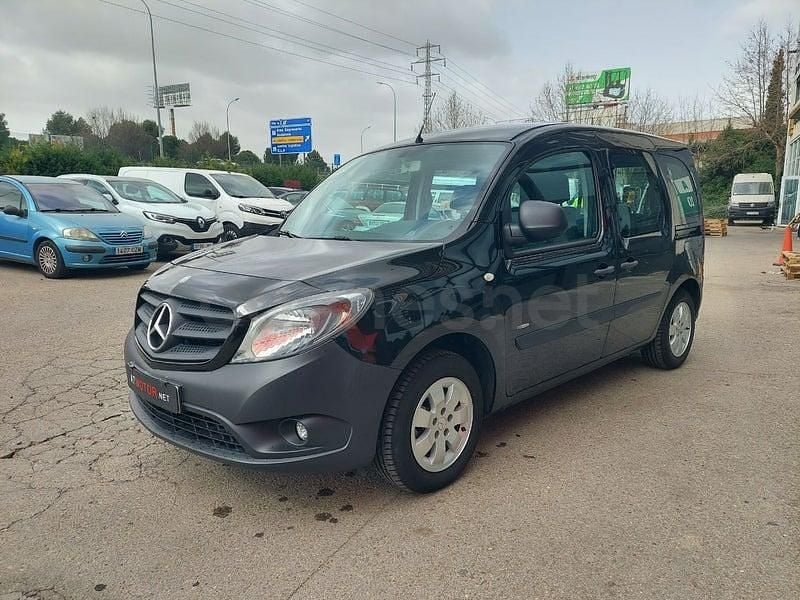 Usado Mercedes Citan 111 116 CV (85 kW) 2019 Negro Familiar