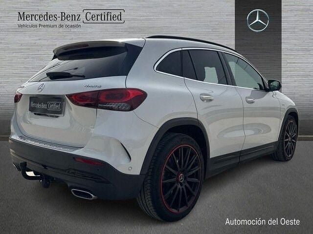 Usado Mercedes GLA220 AMG line 190 CV (139 kW) 2021 Blanco SUV