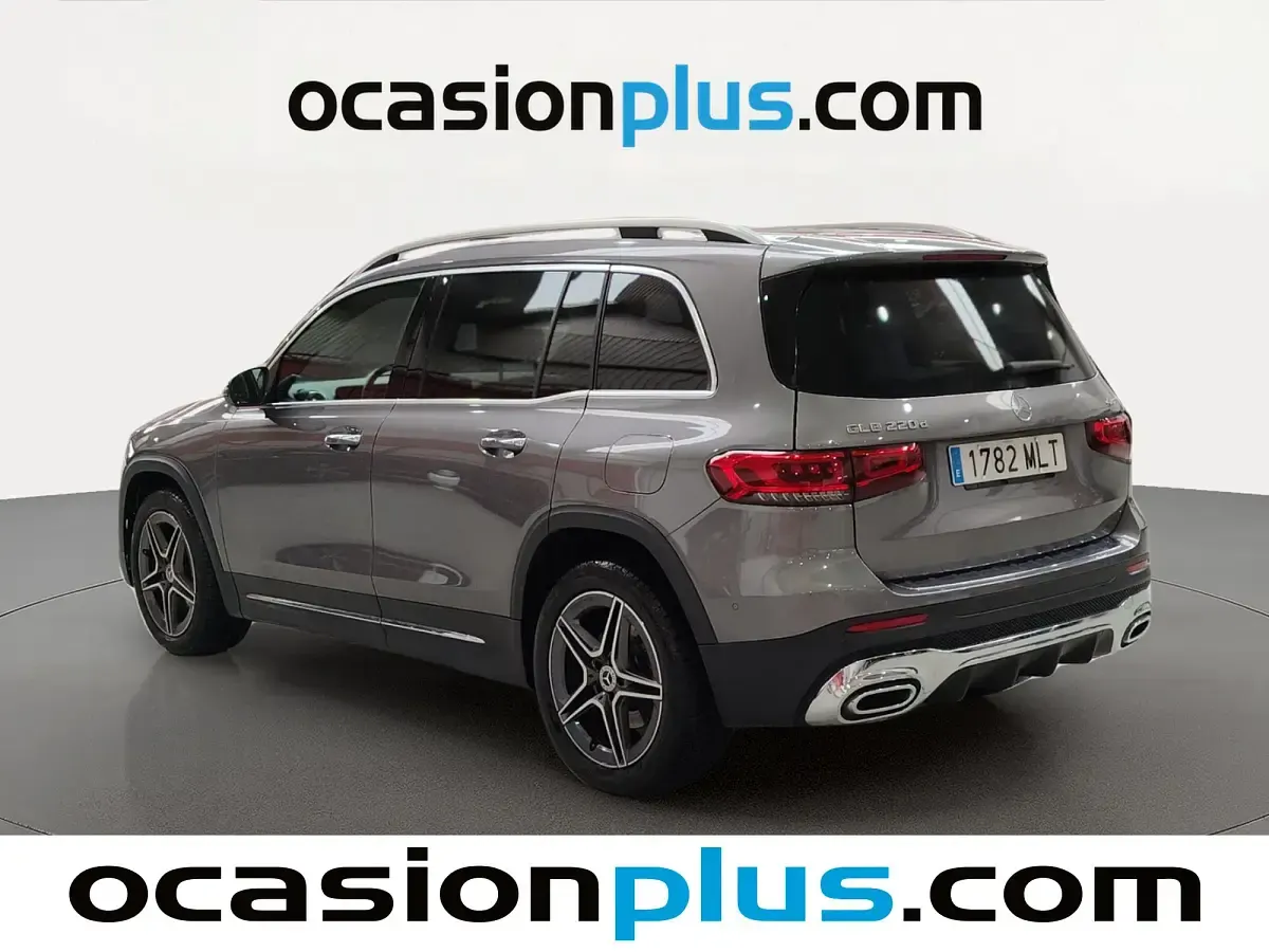 Usado Mercedes GLB220 AMG 190 CV (139 kW) 2023 Gris SUV