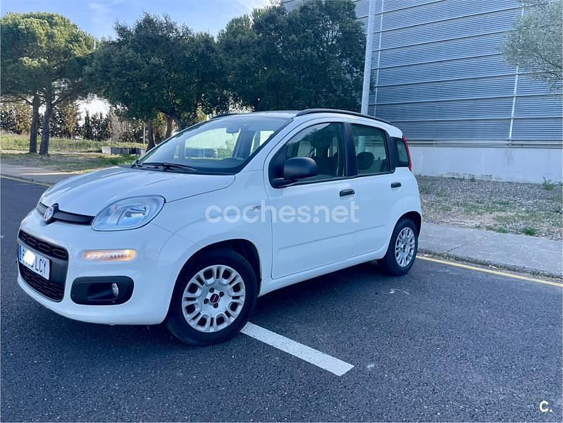 Usado Fiat Panda Pop 69 CV (50 kW) 2016 Blanco Utilitario