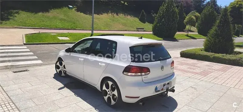 Usado VW Golf VI GTI 210 CV (154 kW) 2011 Blanco Berlina