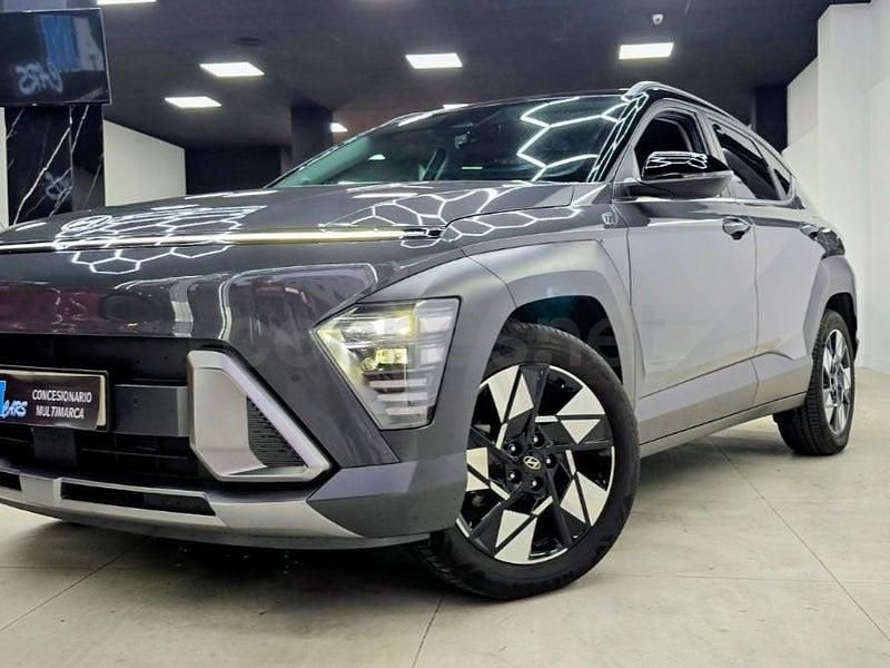 Usado Hyundai Kona N Line 141 CV (103 kW) 2025 Gris / plata SUV
