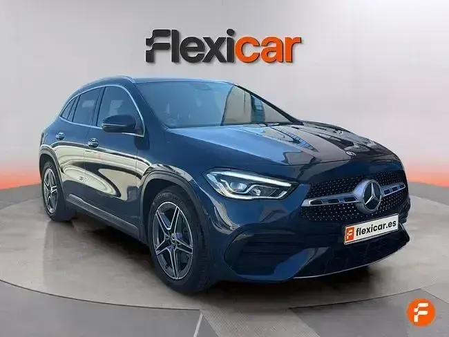 Używany Mercedes GLA200 150 KM (110 kW) 2022 Niebieski SUV