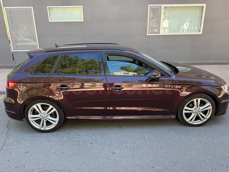 Usado Audi A3 S-line plus 184 CV (135 kW) 2016 Granate Berlina