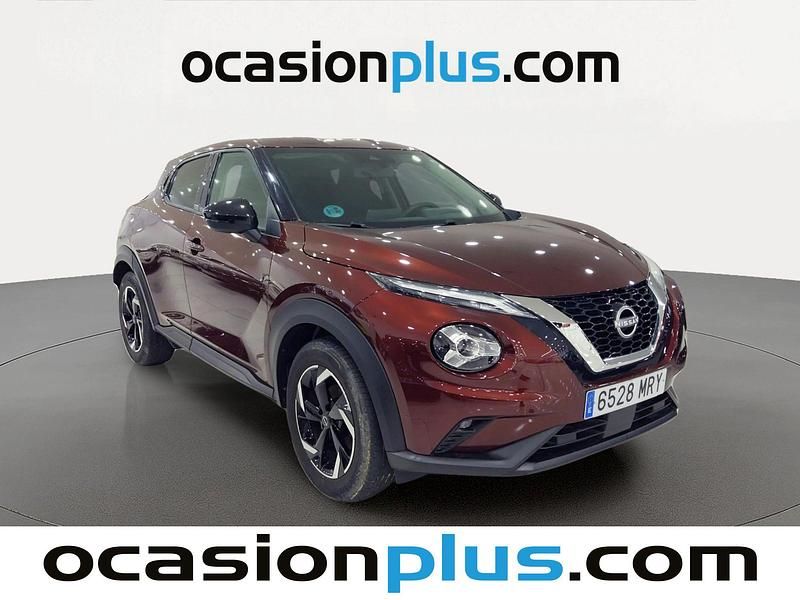 Usado Nissan Juke Acenta 114 HP (83 kW) 2024 Branco SUV