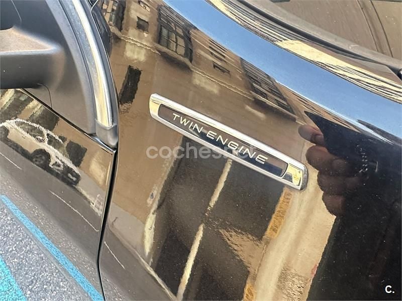 Usado Volvo V60 285 CV (209 kW) 2016 Negro Familiar