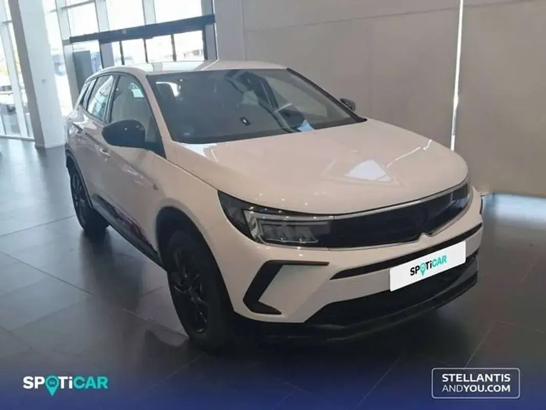 Usado Opel Grandland X S 224 CV (164 kW) 2024 Blanco SUV
