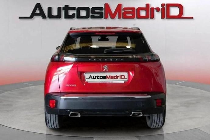 Usado Peugeot 2008 Allure 131 CV (96 kW) 2020 Rojo SUV