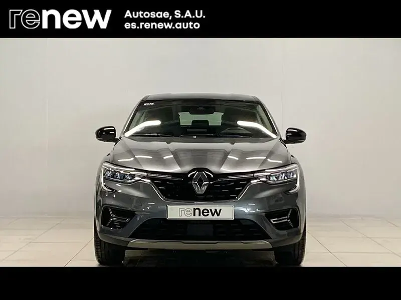 Usado Renault Arkana Techno 140 CV (102 kW) 2023 Gris SUV