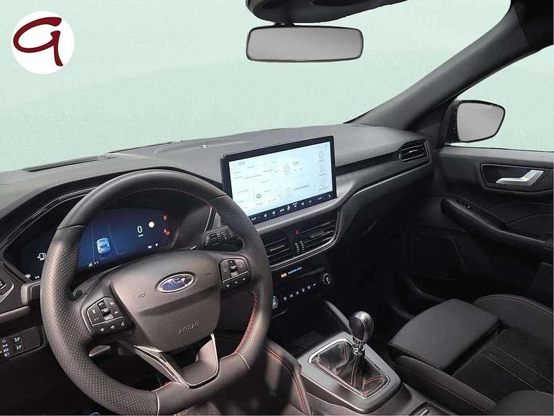 Usado Ford Kuga ST-Line X 150 CV (110 kW) 2024 Rojo SUV