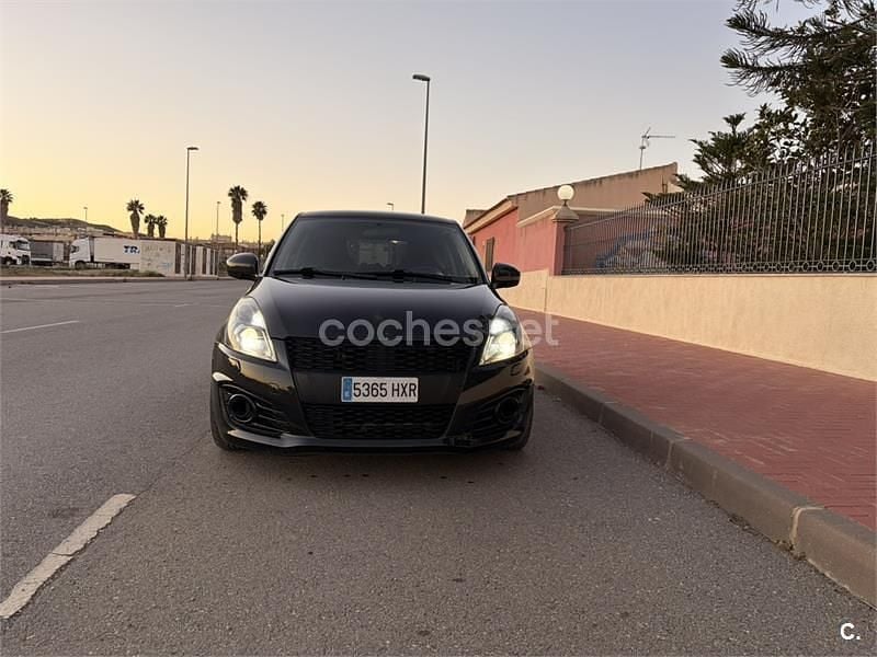 Usado Suzuki Swift Sport 136 CV (100 kW) 2014 Negro Utilitario