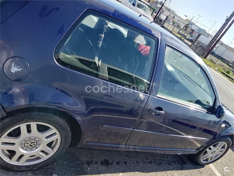 Usado VW Golf IV Advance 110 CV (80 kW) 2002 Azul Berlina