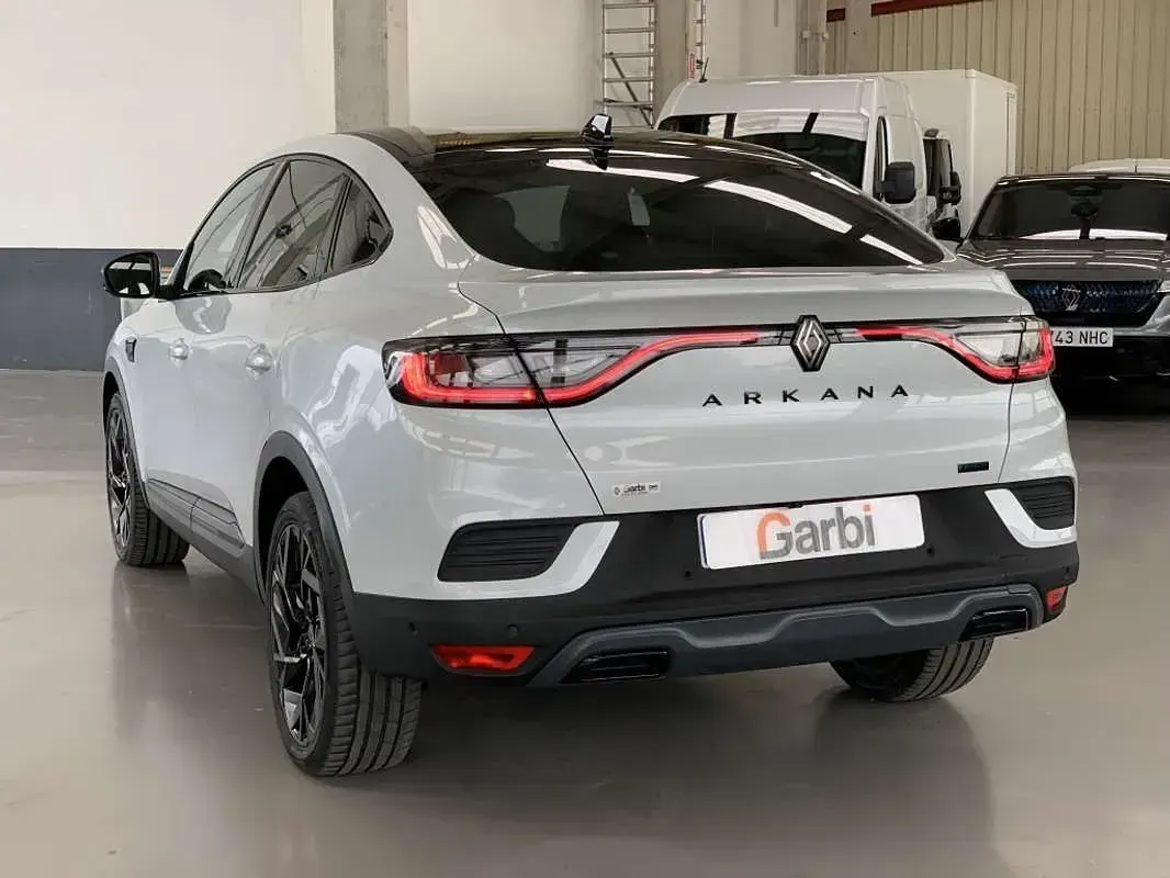 Usado Renault Arkana Esprit Alpine 143 CV (105 kW) 2024 Blanco SUV