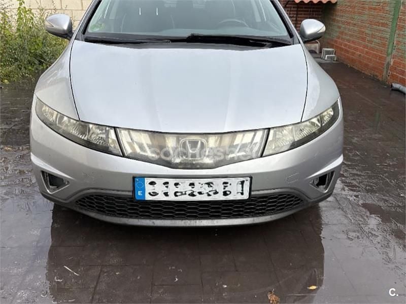 Gris / plata Usado 2007 Honda Civic Sport Berlina | 5000 € (Buen precio) - Imagen 1/4