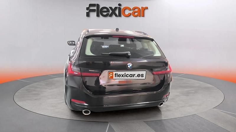 Usado BMW 320e 190 CV (139 kW) 2023 Negro Familiar