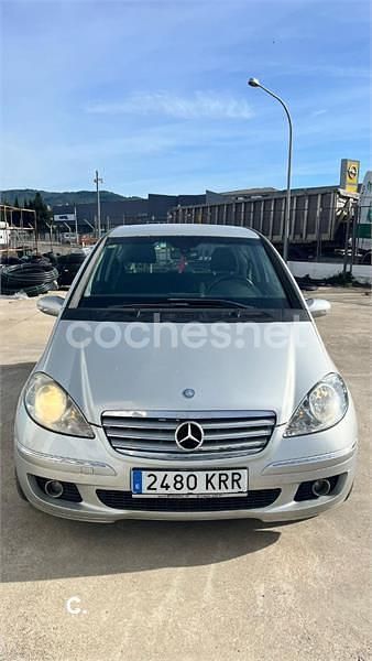 Usado Mercedes A200 Elegance 140 CV (102 kW) 2004 Gris / plata Monovolumen