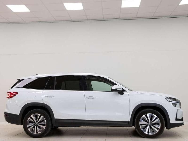 Usado Skoda Kodiaq Selection 150 CV (110 kW) 2025 Blanco SUV