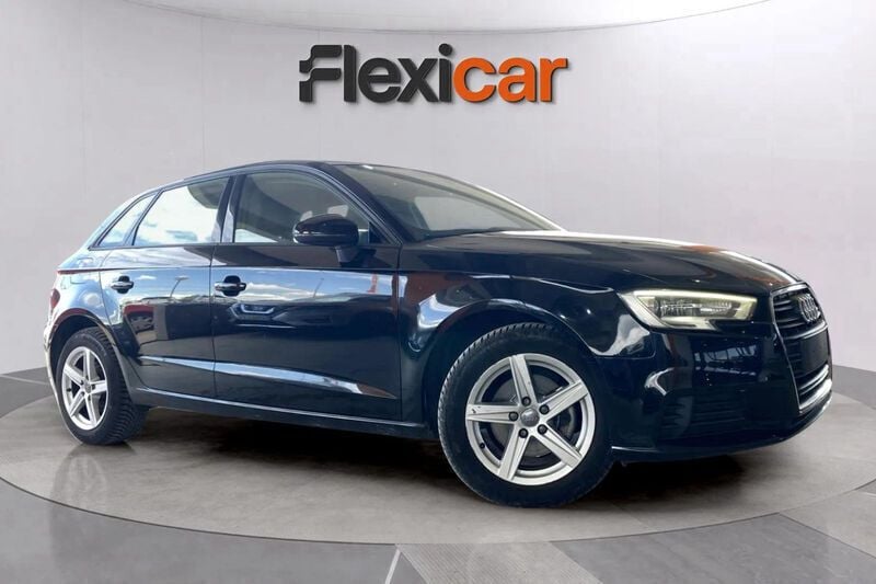 Negro Usado 2017 Audi A3 Attraction Berlina | 14.790 € (Super precio) - Imagen 1/4