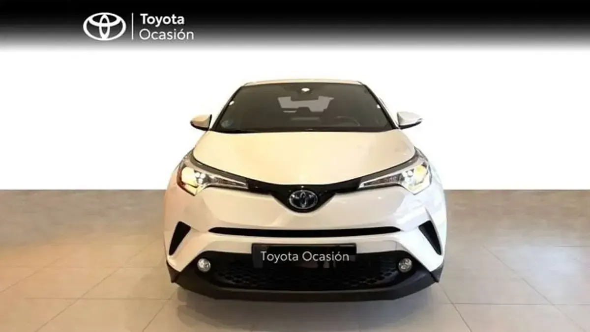 Usado Toyota C-HR Advance 122 CV (89 kW) 2019 Blanco SUV