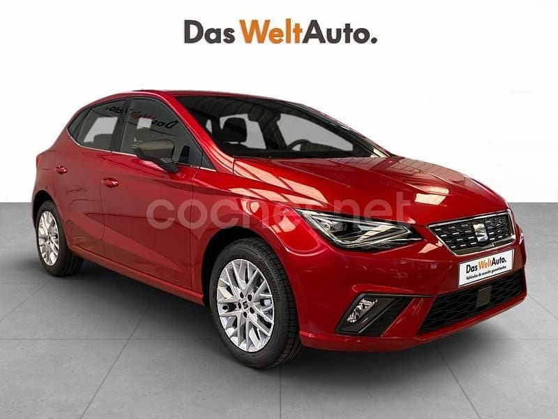 Rojo Usado 2025 Seat Ibiza XCELLENCE Berlina | 18.690 € (Precio justo) - Imagen 1/4