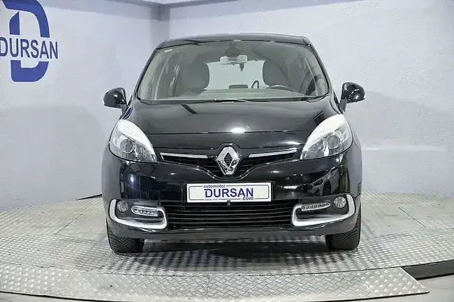 Usado Renault Scénic III 116 CV (85 kW) 2015 Negro Monovolumen