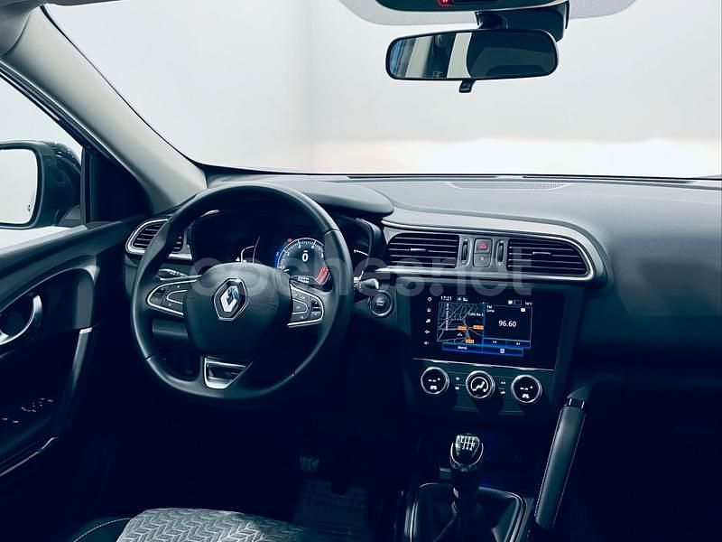 Usado Renault Kadjar LIMITED 140 CV (102 kW) 2021 Azul SUV