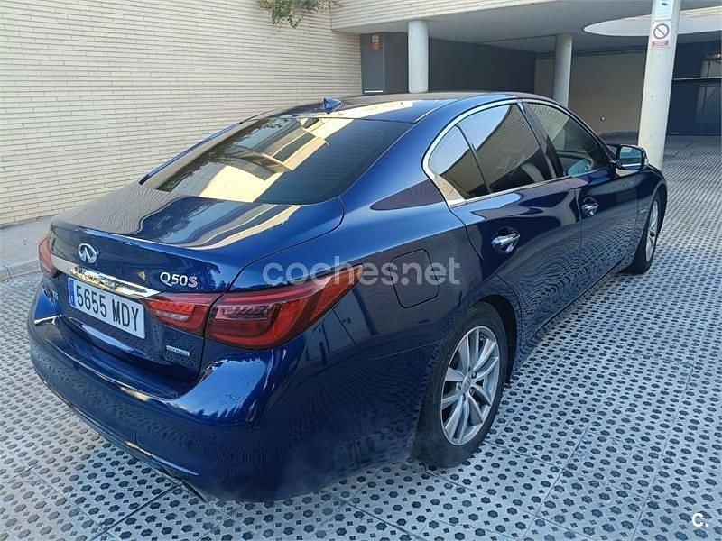 Usado Infiniti Q50 Premium 364 CV (267 kW) 2019 Azul Berlina