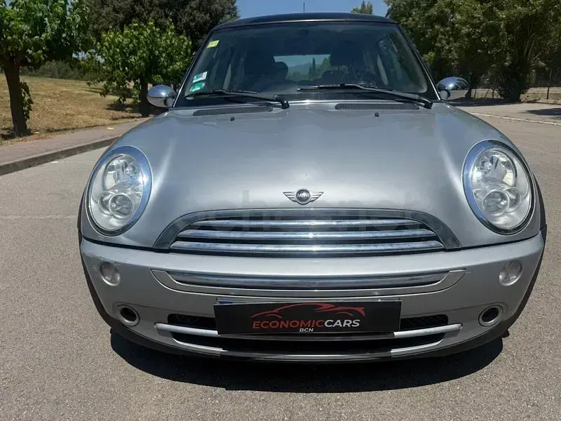 Usado Mini Cooper 116 CV (85 kW) 2007 Gris / plata Utilitario