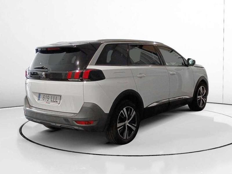 Usado Peugeot 5008 Allure 132 CV (97 kW) 2020 Blanco SUV