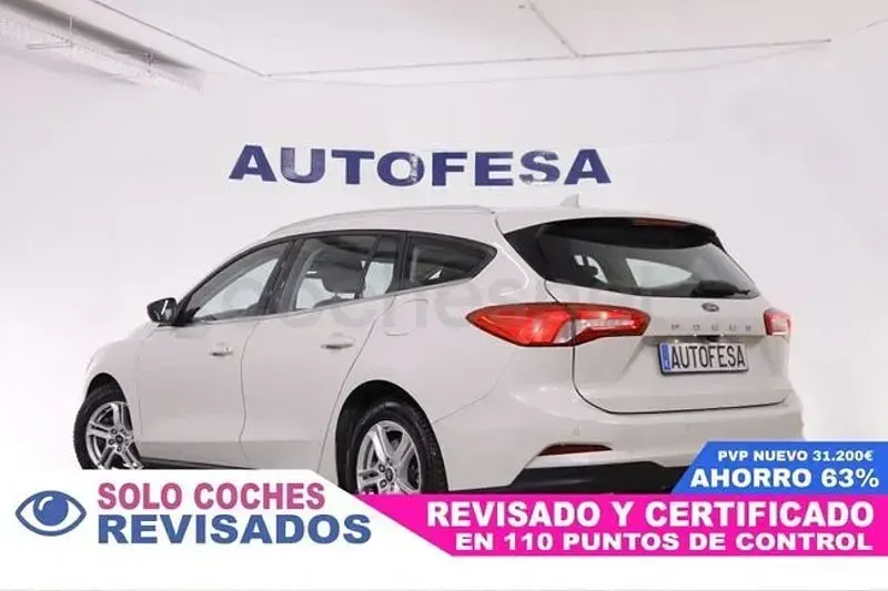 Usado Ford Focus Trend 120 CV (88 kW) 2020 Blanco Familiar