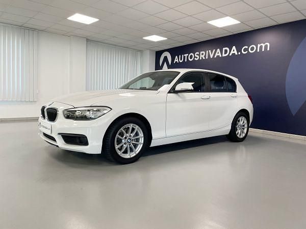 Usado BMW 118 140 CV (102 kW) 2019 Pintura sólida alpinweiss Utilitario