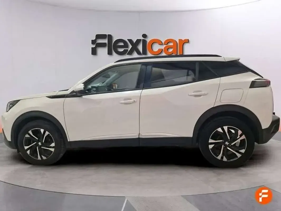Usado Peugeot 2008 Allure 131 CV (96 kW) 2020 Blanco SUV
