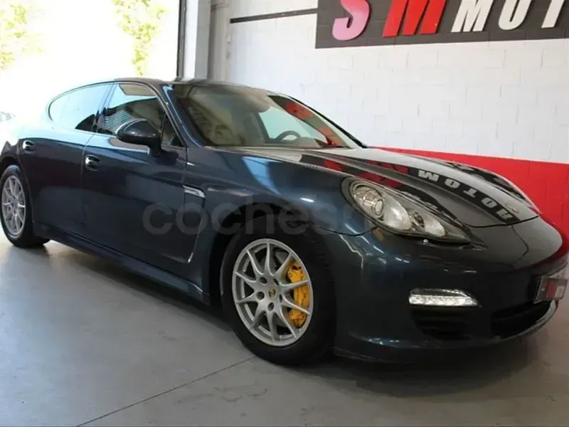 Usado Porsche Panamera 250 CV (183 kW) 2011 Azul Utilitario