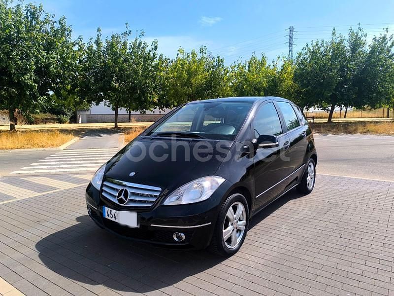 Negro Usado 2010 Mercedes A180 Avantgarde Monovolumen | 6990 € (Precio justo) - Imagen 1/4