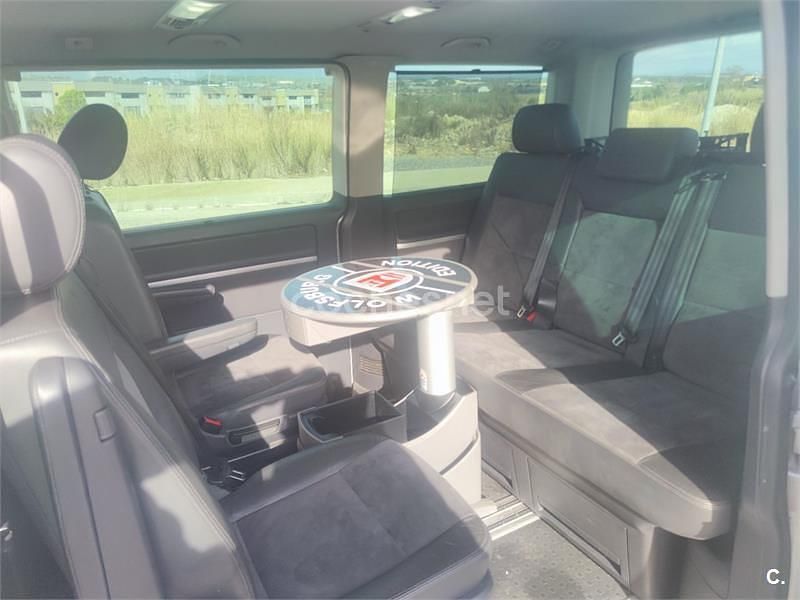 Usado VW Multivan Highline 180 CV (132 kW) 2011 Gris / plata Van