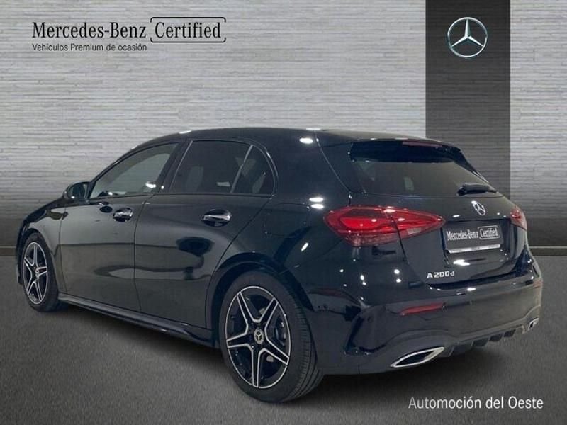 Usado Mercedes A200 AMG line 150 CV (110 kW) 2024 Negro Berlina