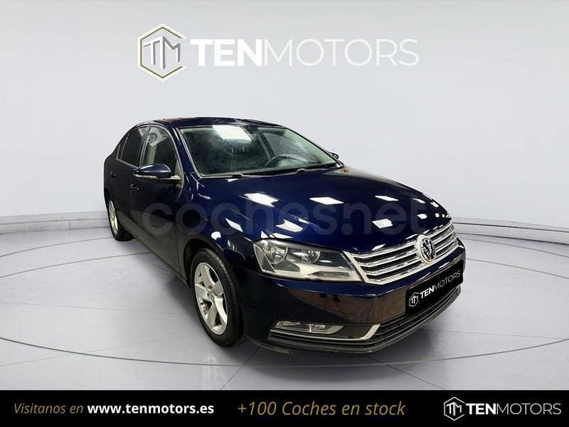 Usado VW Passat Advance 105 CV (77 kW) 2011 Azul Berlina