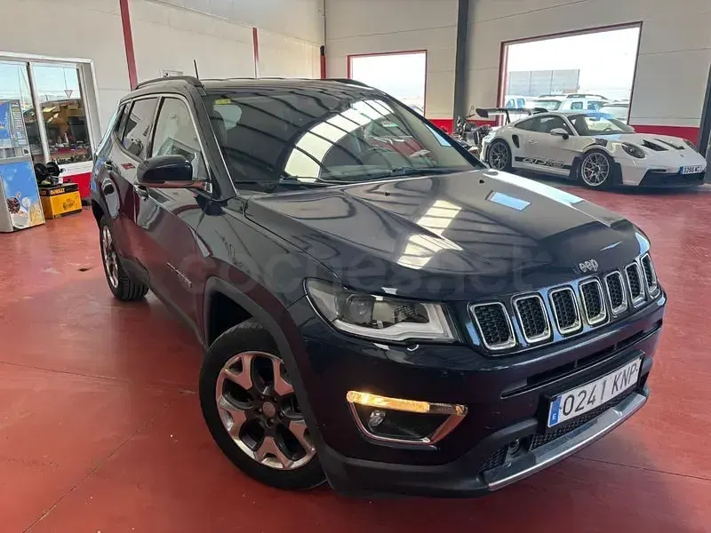 Usado Jeep Compass Limited 120 CV (88 kW) 2018 Azul SUV
