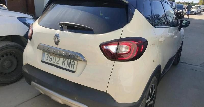 Usado 2018 Renault Captur Zen SUV | 12.900 € (Precio justo) - Imagen 1/2