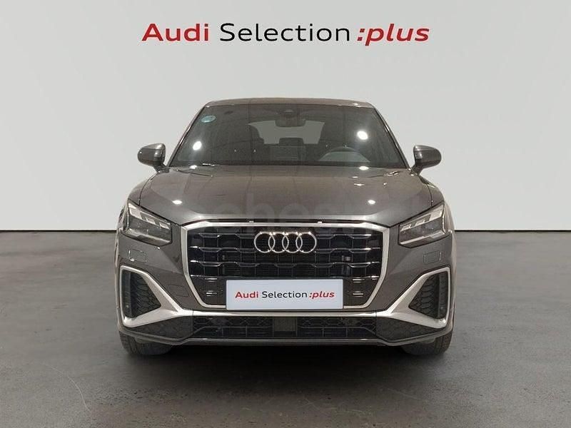 Usado Audi Q2 150 CV (110 kW) 2025 Gris / plata SUV