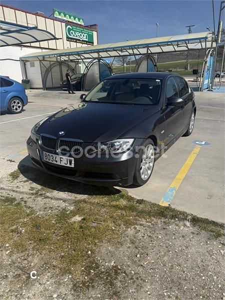 Usado BMW 325 218 CV (160 kW) 2006 Gris / plata Berlina