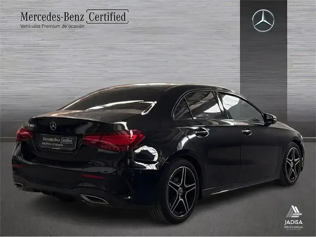 Usado Mercedes A180 136 CV (100 kW) 2025 Negro Berlina