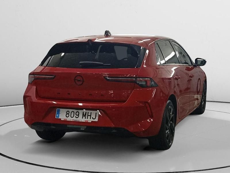 Usado Opel Astra GS Line 130 CV (95 kW) 2023 Rojo Berlina