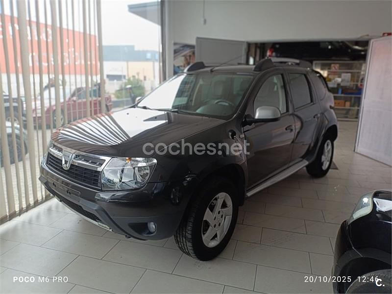 Negro Usado 2011 Dacia Duster Lauréate SUV | 12.500 € (Precio justo) - Imagen 1/4