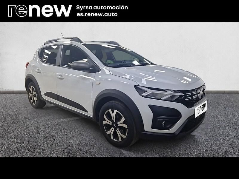 Usado Dacia Sandero Expression 91 CV (66 kW) 2023 Blanco Berlina