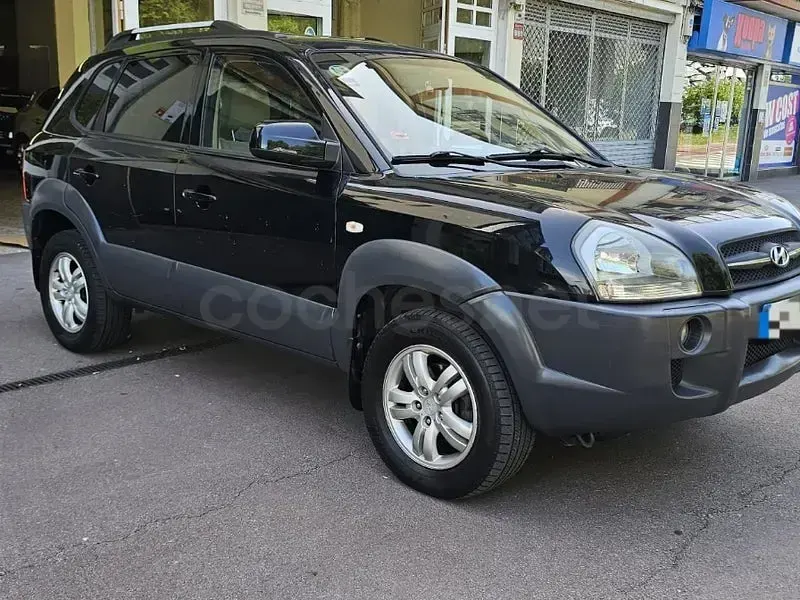 Usado Hyundai Tucson Comfort 140 CV (102 kW) 2007 Negro SUV