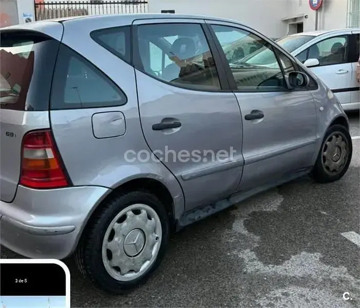 Usado Mercedes A160 Classic 82 CV (60 kW) 2006 Gris / plata Monovolumen